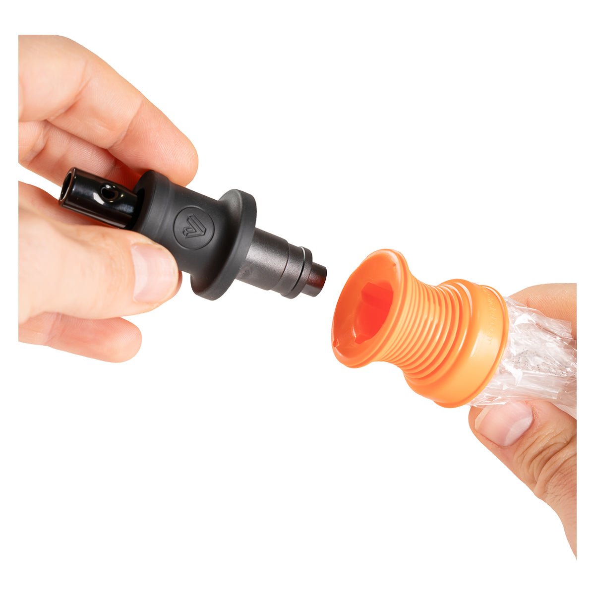 volcano glass adapter in hand view inserting the adapter.jpg volcano glass adapter in hand view inserting the adapter.jpg